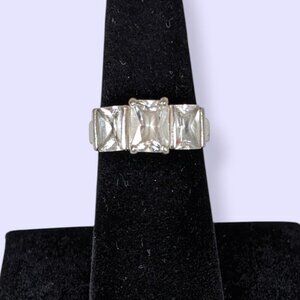 Vintage 3 Glass Stone Ring